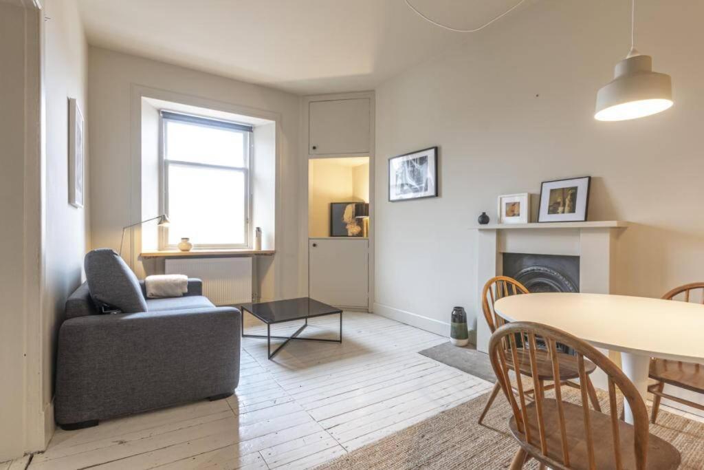 The Perfect Home On Royal Mile Edinburgh Exterior photo